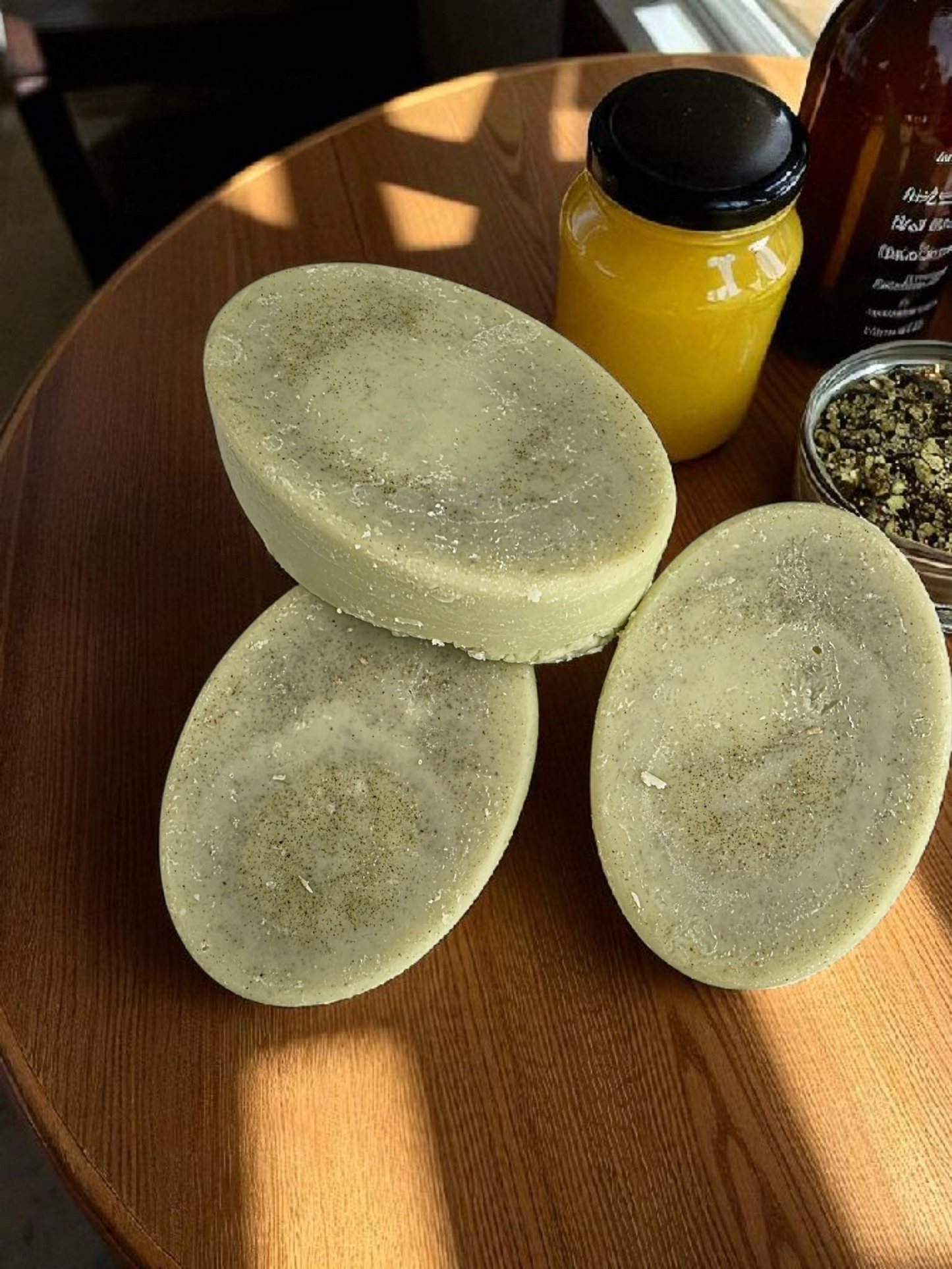 Manuka Honey & Hemp Oil Conditioning Bar for Normal to Dry Hair