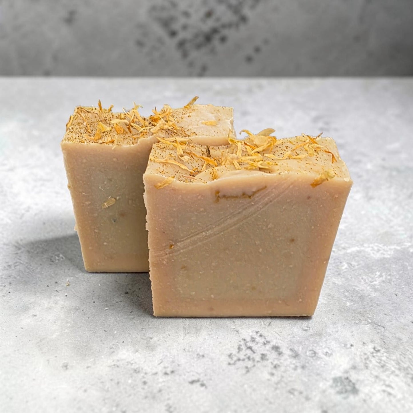 Organic Goat’s Milk, Fresh Avocado & Manuka Honey Face & Body Bar