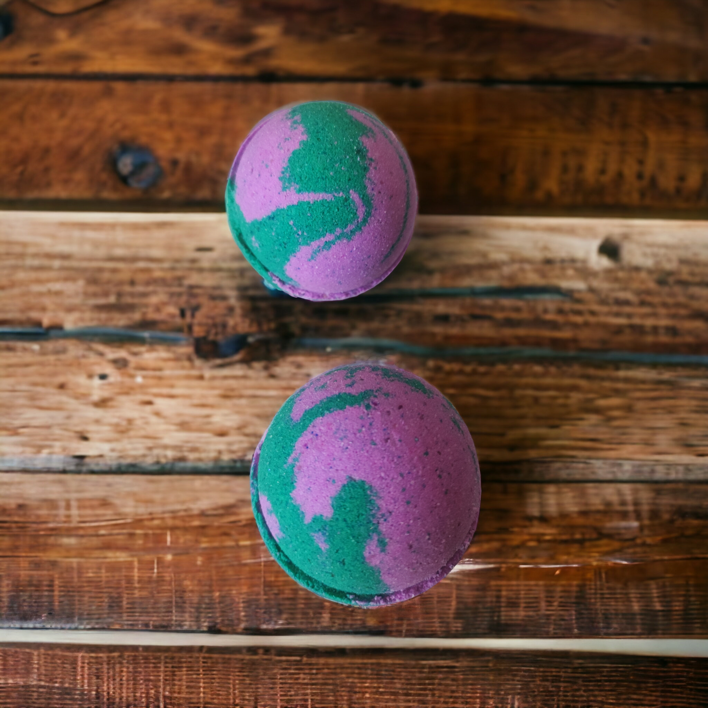 Sandalwood and Lime Magnesium Bath Bomb
