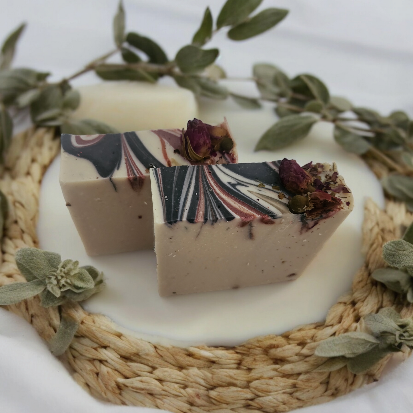 Organic Oat Milk, Colloidal Oatmeal & Honey with Geranium & Clary Sage