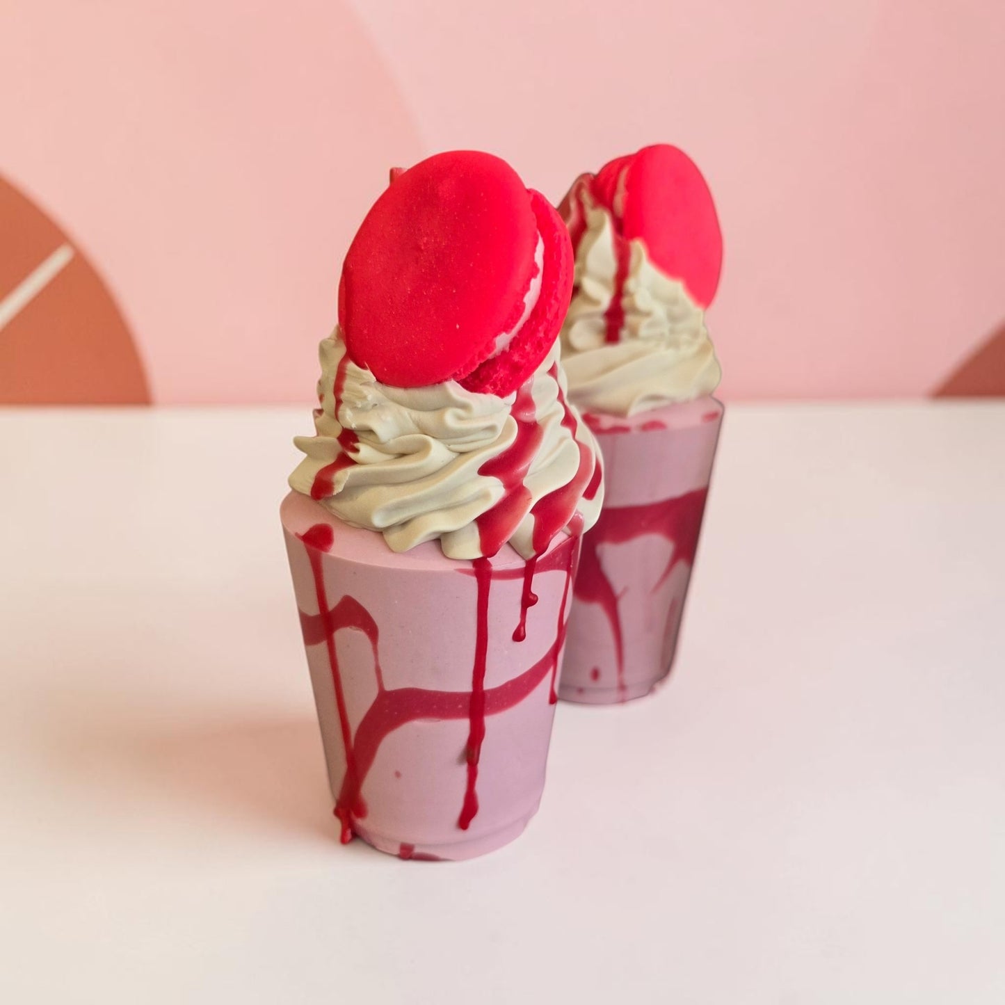 Strawberry macaroon Milkshake