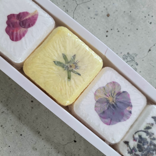 Mum's sanity reboot set shower steamers