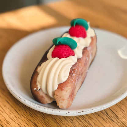Chocolate Eclair