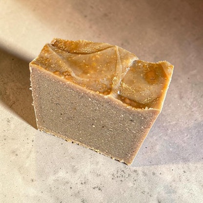 Persimmon & Bentonite Clay Nonenal-Defense Bar