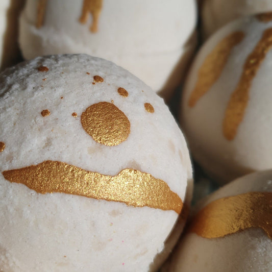 Honey Oats & Milk Bath Bomb