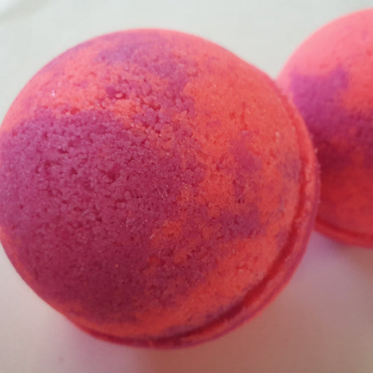 Berries Magnesium Bath Bomb