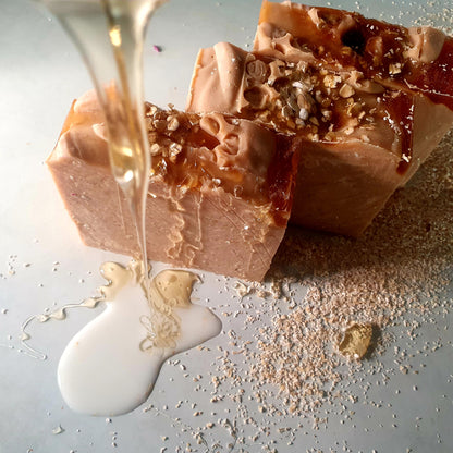 Organic Oat Milk, Buttermilk, Manuka Honey & Organic Australian Oats