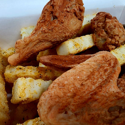 Chicken Wings, Drumsticks & Chips